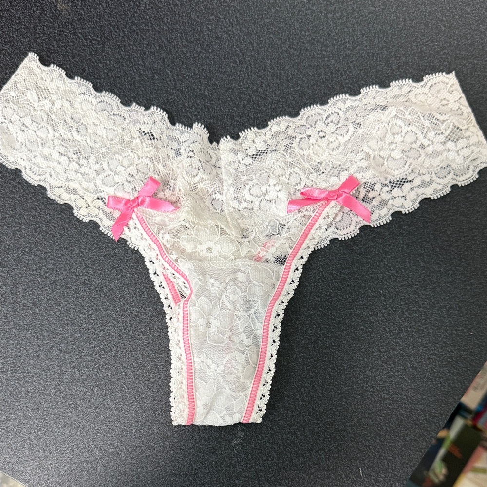 Lace Trim Pink Bow Panties